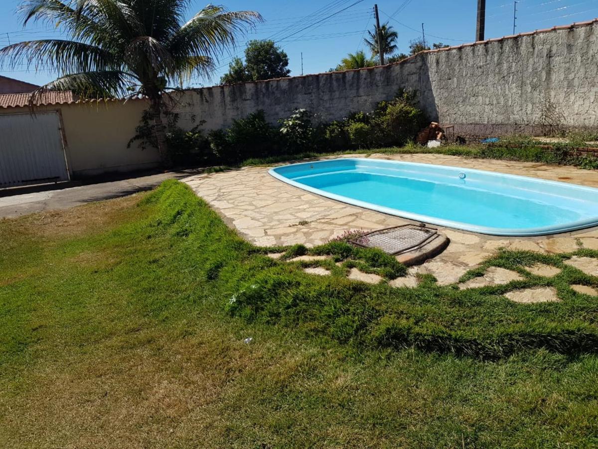 Otima Casa Caldas Novas 2 Km Do Centro Para Ate 14 Pesssoas Com Piscina Aquecida, Churrrasqueira, Wifi Kültér fotó